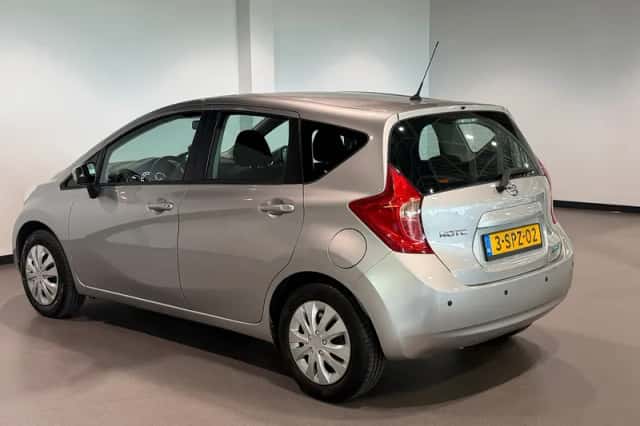 Nissan Note (2013) thumbnail 2
