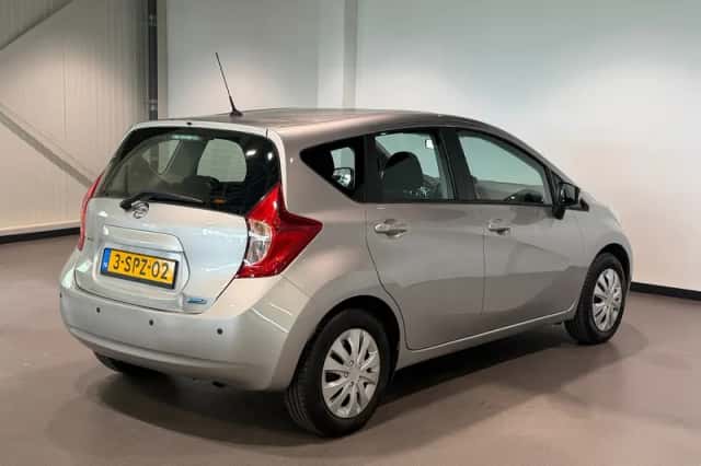 Nissan Note (2013) thumbnail 6