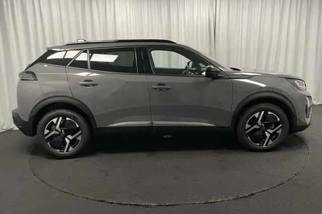 Peugeot 2008 (2024) thumbnail 5