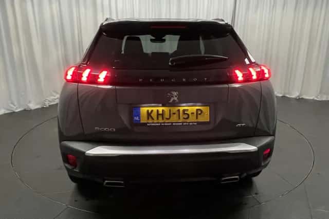 Peugeot 2008 (2022) thumbnail 4