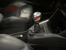Peugeot 208 (2014) thumbnail 101