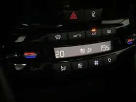 Peugeot 208 (2014) thumbnail 112