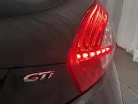 Peugeot 208 (2014) thumbnail 18