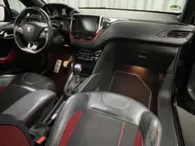 Peugeot 208 (2014) thumbnail 21