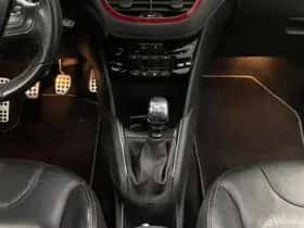 Peugeot 208 (2014) thumbnail 95
