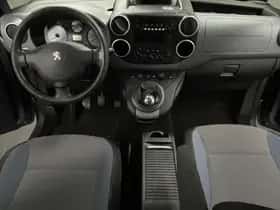 Peugeot Partner (2012) thumbnail 26