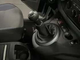 Peugeot Partner (2012) thumbnail 89