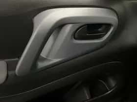 Peugeot Partner (2012) thumbnail 92