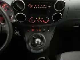 Peugeot Partner (2012) thumbnail 96