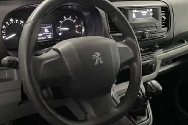Peugeot Expert (2022) thumbnail 82