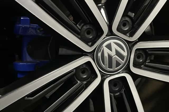 Volkswagen Golf (2015) thumbnail 17