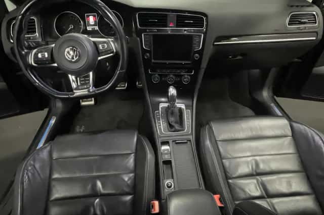 Volkswagen Golf (2015) thumbnail 22