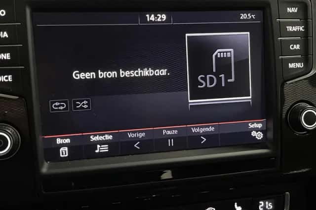 Volkswagen Golf (2015) thumbnail 46