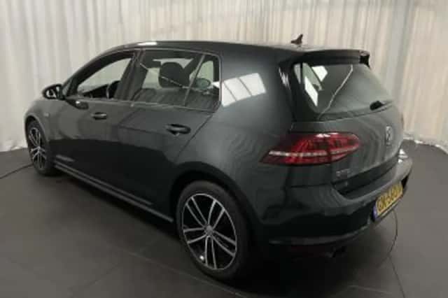 Volkswagen Golf (2015) thumbnail 65