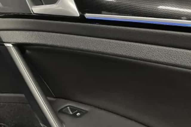 Volkswagen Golf (2015) thumbnail 87