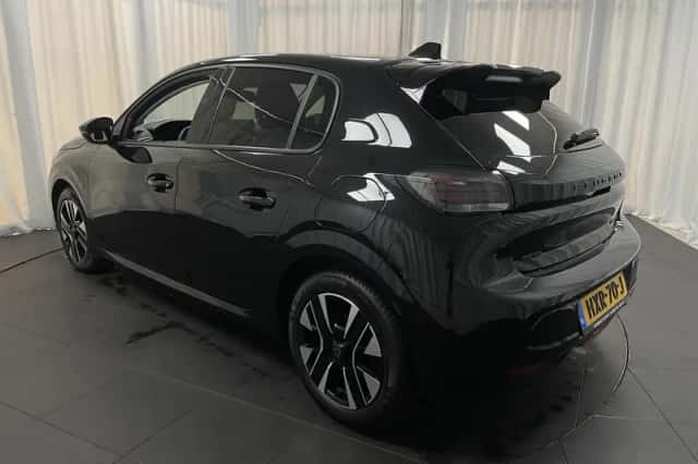 Peugeot 208 (2025) thumbnail 3