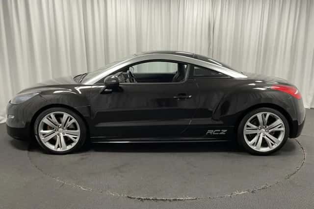 Peugeot RCZ (2014) thumbnail 3