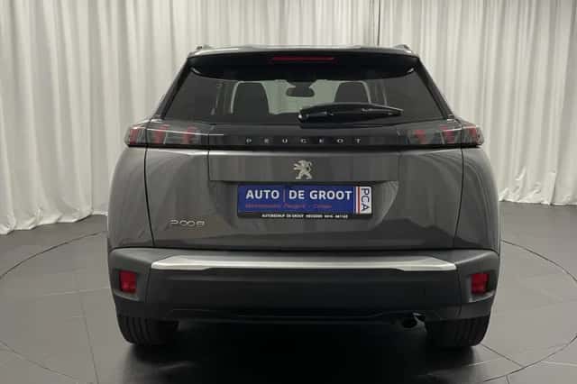 Peugeot 2008 (2023) thumbnail 4