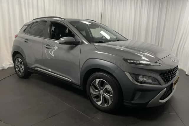 Hyundai Kona (2022) thumbnail 6