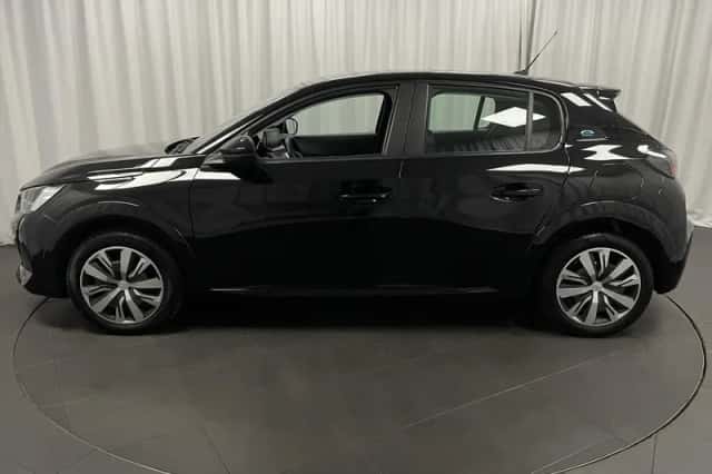 Peugeot e-208 (2022) thumbnail 2