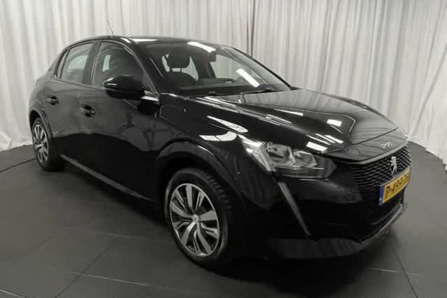 Peugeot e-208 (2022) thumbnail 6