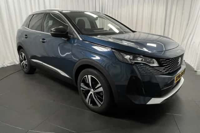 Peugeot 3008 (2024) thumbnail 6