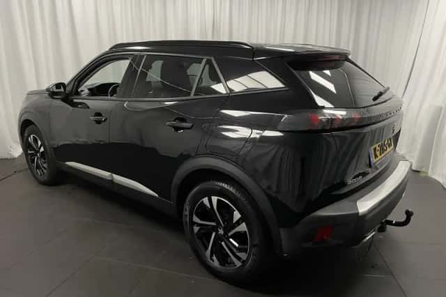 Peugeot 2008 (2020) thumbnail 3