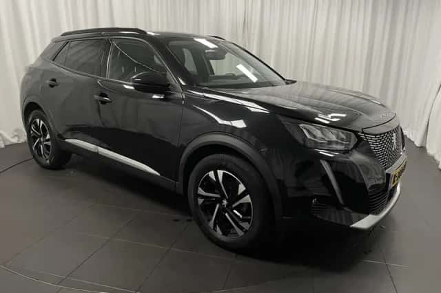 Peugeot 2008 (2020) thumbnail 6