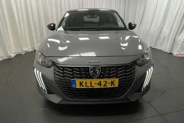 Peugeot 208 (2024) thumbnail 5