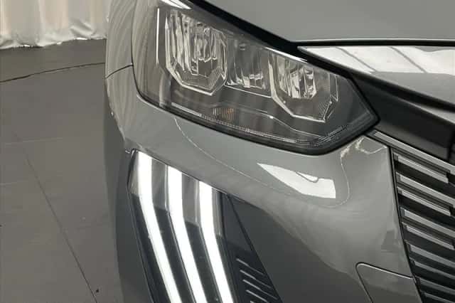 Peugeot 208 (2024) thumbnail 6