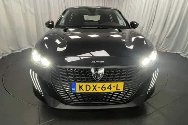 Peugeot 208 (2025) thumbnail 6