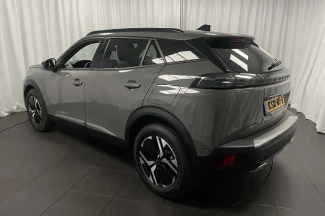 Peugeot 2008 (2024) thumbnail 3