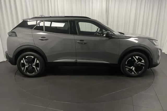 Peugeot 2008 (2024) thumbnail 5