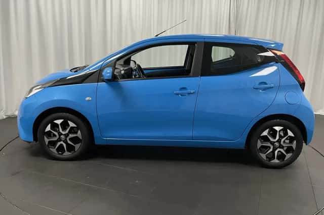 Toyota Aygo (2019) thumbnail 3