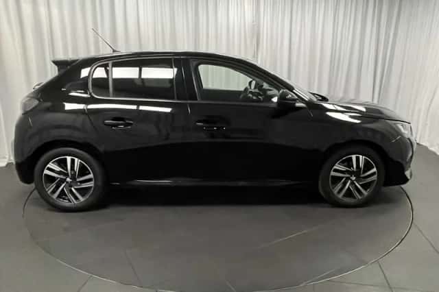 Peugeot 208 (2022) thumbnail 6
