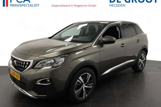 Peugeot 3008 (2020) thumbnail 1