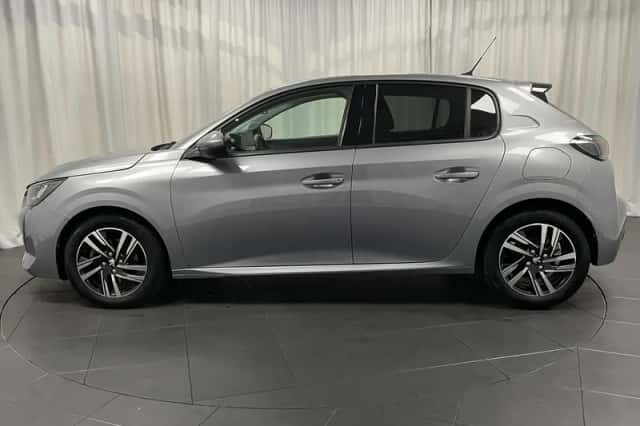 Peugeot 208 (2021) thumbnail 2