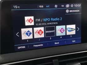 Peugeot 3008 (2017) thumbnail 108