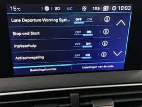 Peugeot 3008 (2017) thumbnail 113