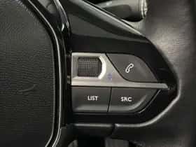 Peugeot 3008 (2017) thumbnail 120