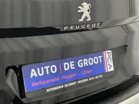 Peugeot 3008 (2017) thumbnail 14