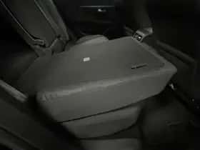 Peugeot 3008 (2017) thumbnail 19