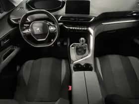 Peugeot 3008 (2017) thumbnail 21