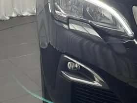 Peugeot 3008 (2017) thumbnail 9