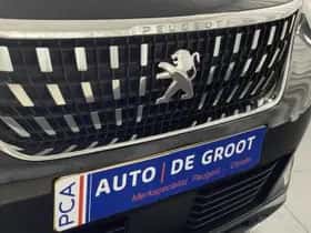 Peugeot 3008 (2017) thumbnail 81