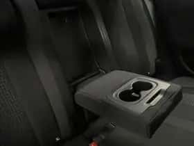 Peugeot 3008 (2017) thumbnail 91