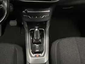 Peugeot 308 (2021) thumbnail 16