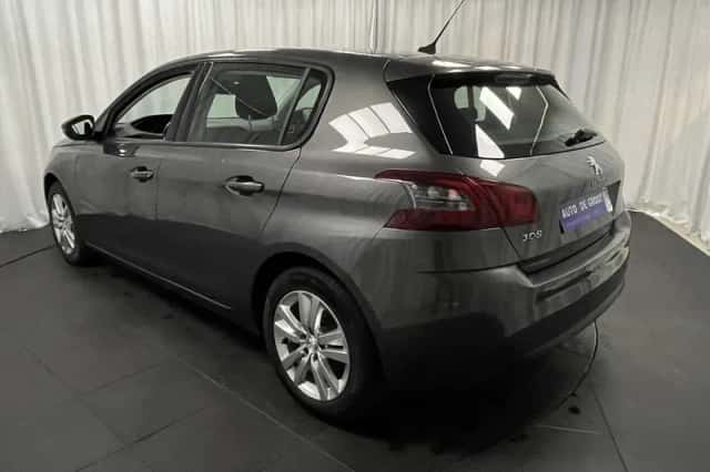 Peugeot 308 (2021) thumbnail 3