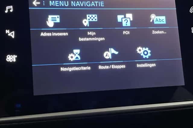 Peugeot 308 (2021) thumbnail 33