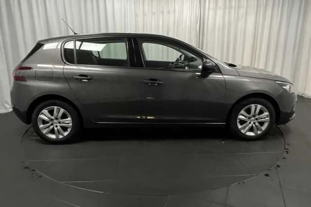 Peugeot 308 (2021) thumbnail 5